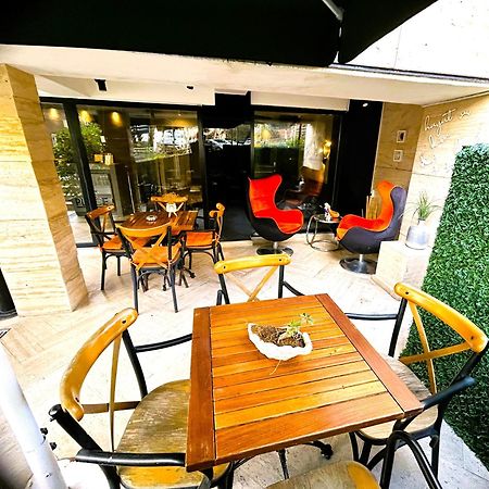 The Place Suites By Cey Istanbul Exterior foto