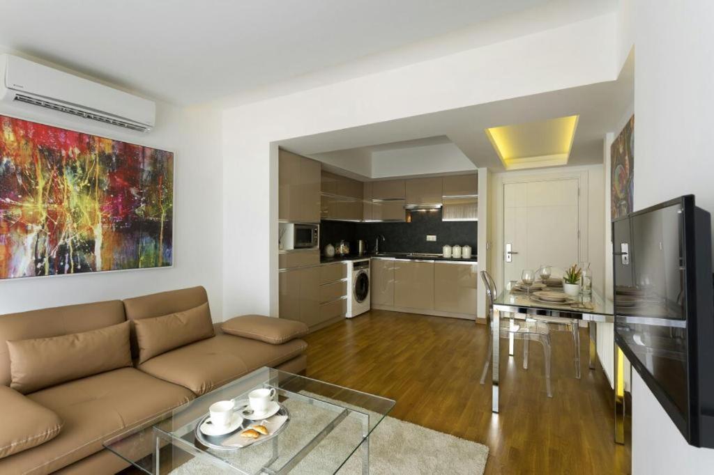 The Place Suites By Cey Istanbul Exterior foto